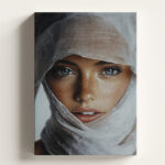 תמונת קיר מעוצבת - Woman portrait canvas